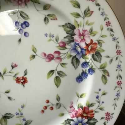 Andrea floral plate