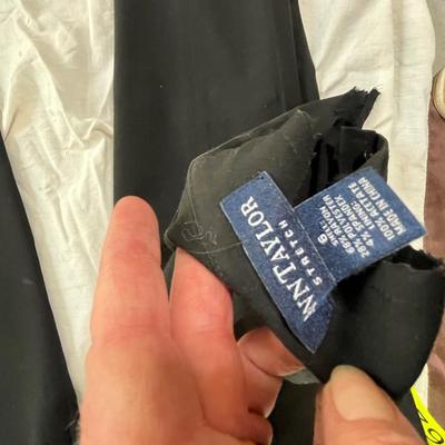 Lot 162 8 black pants