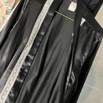 Lot 163 5 silky/satin housecoats