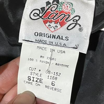 Lot 166 Vintage style dress
