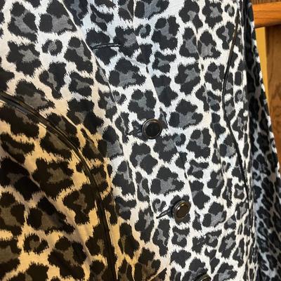 Lot 178 Women's blazers