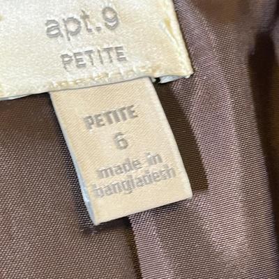Lot 178 Women's blazers
