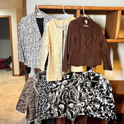 Lot 178 Women's blazers