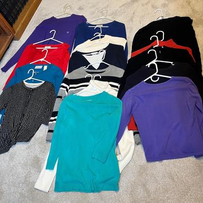 Lot 179 More large lot of women's tops