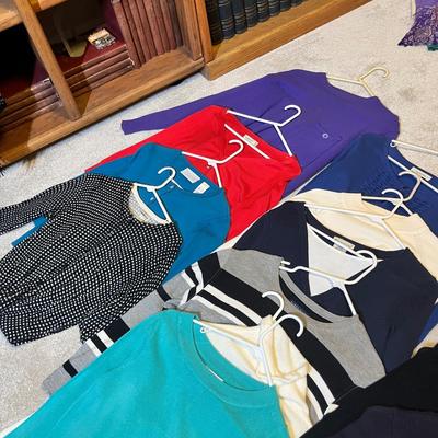 Lot 179 More large lot of women's tops