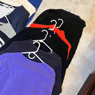 Lot 179 More large lot of women's tops
