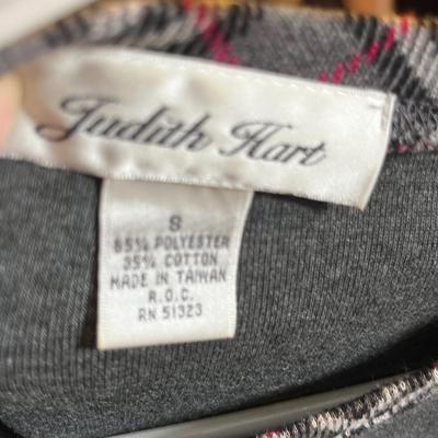 Lot 190 Lot of ladies tops