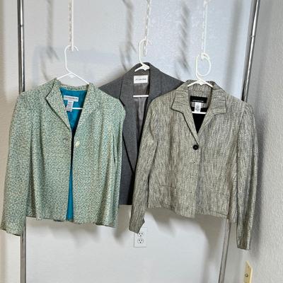 Lot 203 3 Womens jackets