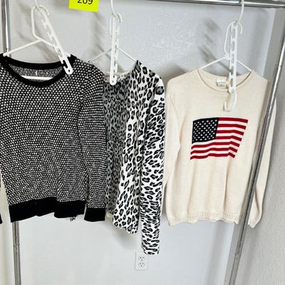 Lot 209 Fany women's tops
