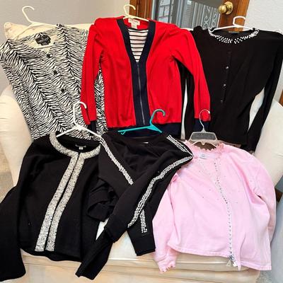 Lot 224 More women's jackets