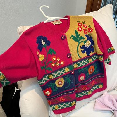 Lot 226 Vintage & newer women's tops