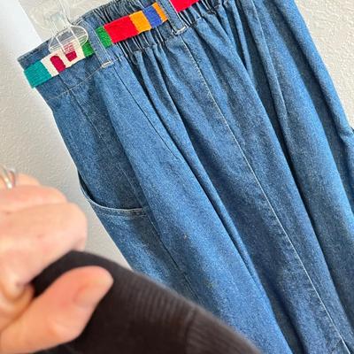 Lot 232 Women's tops & outfits