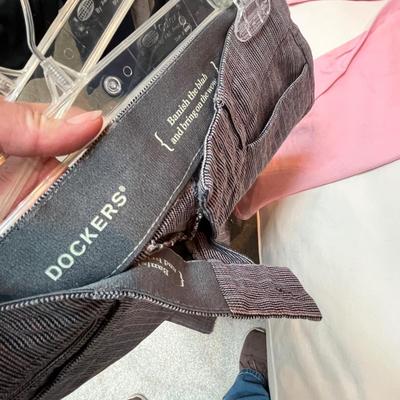Lot 236 Women's pants