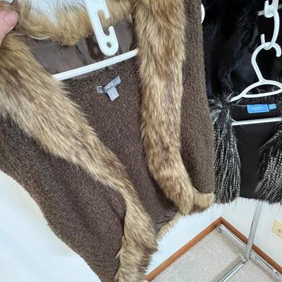 Lot 237 Fake fur jackets