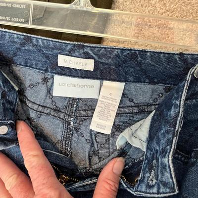 Lot 238 Women's jeans