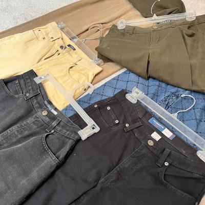 Lot 238 Women's jeans