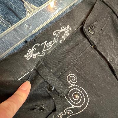 Lot 247 Women's Fancy jeans