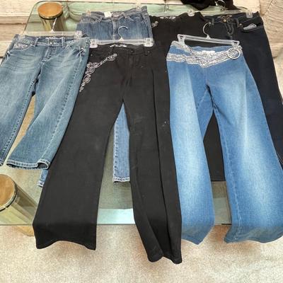 Lot 247 Women's Fancy jeans