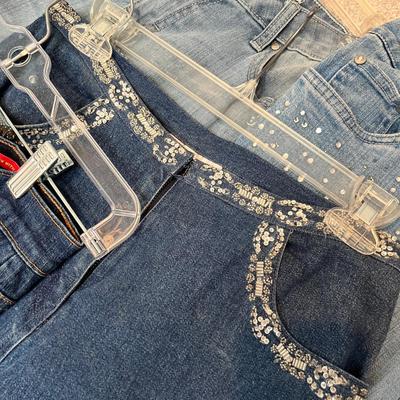 Lot 246 More jeans