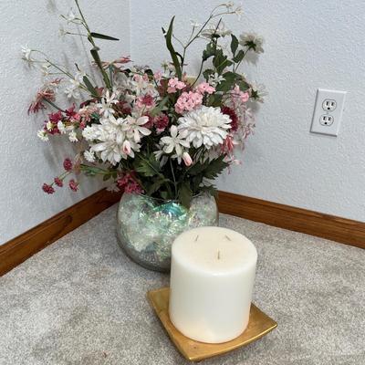 Lot 273 Glass vase arrangement and candle