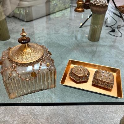 Lot 274 Fancy boxes