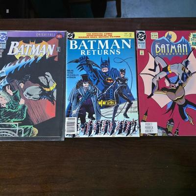 Lot of 3 batman comics