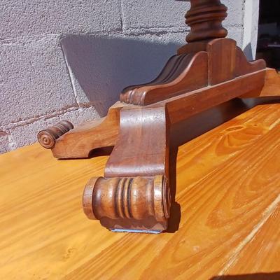 Antique Carved Ornate Pedestal Table by Davis-Birely Table Co. – Shelbyville, Indiana