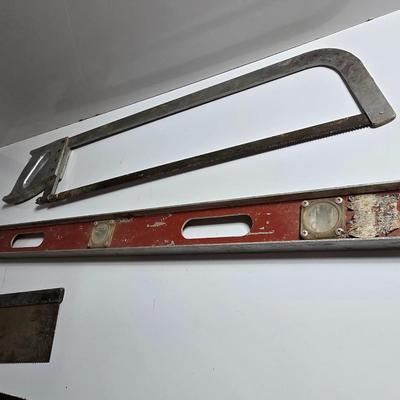 Lot of 3 Vintage Hand Tools – Hacksaw Handsaw and Level