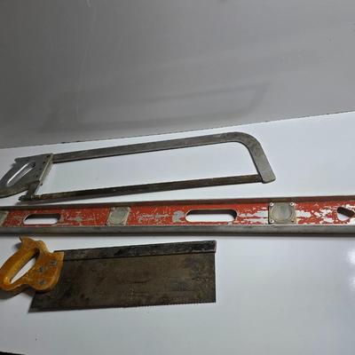 Lot of 3 Vintage Hand Tools – Hacksaw Handsaw and Level