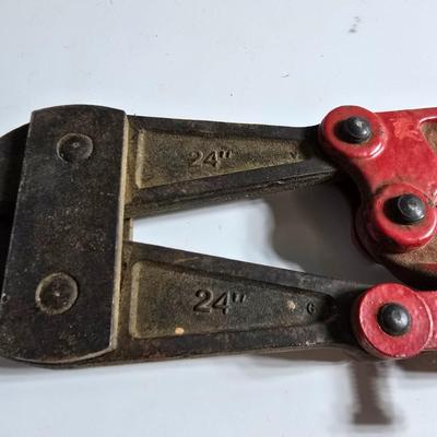 2 Heavy-Duty Bolt Cutters – 14" and 24"