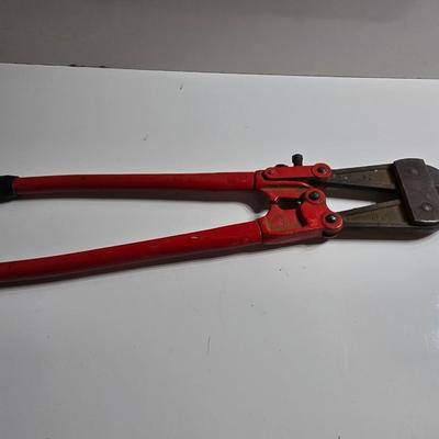 2 Heavy-Duty Bolt Cutters – 14" and 24"