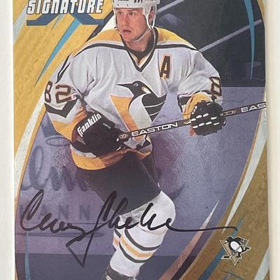 Pittsburgh Penguins Martin Straka 2003 In The Game #28 signed trading card