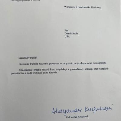 Former Polish President Aleksander Kwaśniewski
signed letter
