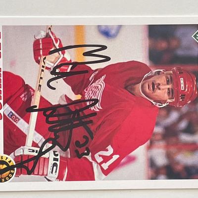 Detroit Red Wings Mike Sillinger 91-92 Upper Deck #457 signed trading card
