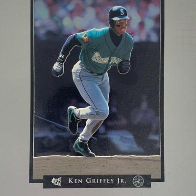 Ken Griffey Jr. unsigned photo