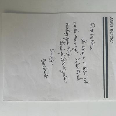 Actress Marie Windsor handwritten signed note