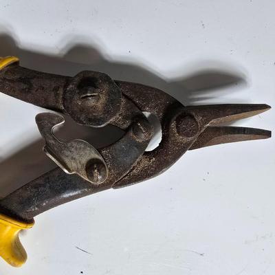 Lot of 6 Mixed Hand Tools – Snips Pliers Cutters