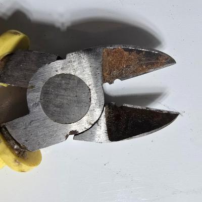 Lot of 6 Mixed Hand Tools – Snips Pliers Cutters