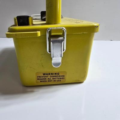 Cold War Era Civil Defense Radiation Detection Kit – CDV-715 CDV-750 Pen Charger and Dosimeter