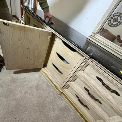 Lot 291 70s White Chest of Drawers