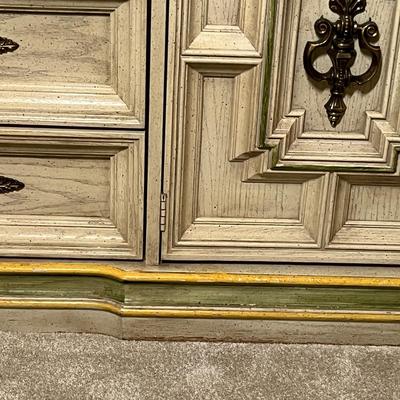 Lot 291 70s White Chest of Drawers