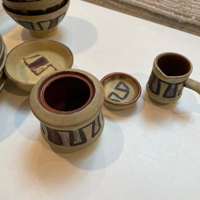Lot 321 Oriental Grouping