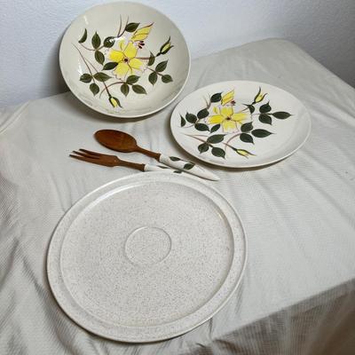 Lot 333 50s Floral Grouping