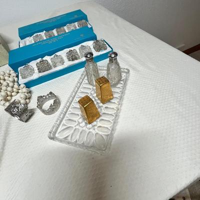 Lot 344 Dining assortment