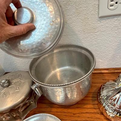 Lot 345 Metal ware items