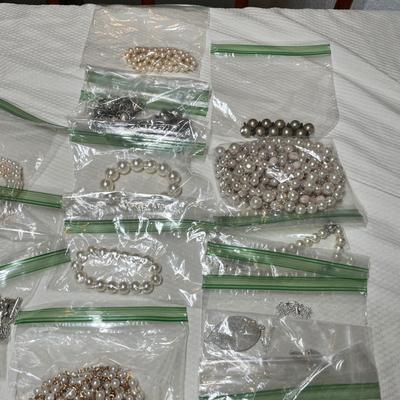 Lot 350 ssorted Jewelry Lot #2
