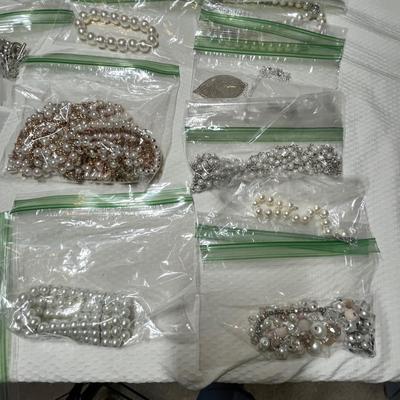 Lot 350 ssorted Jewelry Lot #2