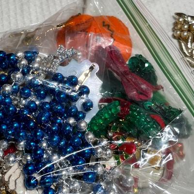 Lot 353 ssorted Jewelry Lot #5