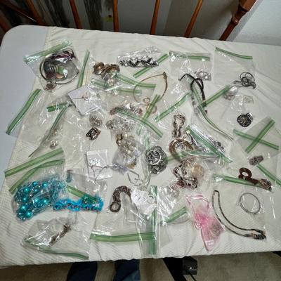 Lot 354 ssorted Jewelry Lot #6