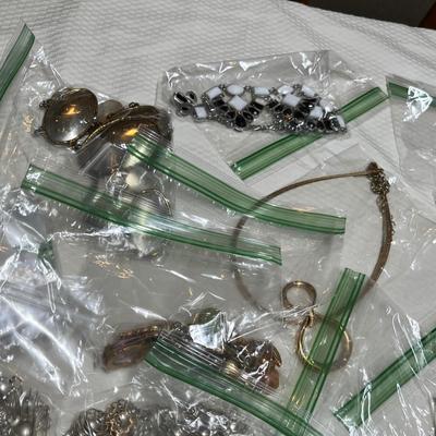 Lot 354 ssorted Jewelry Lot #6